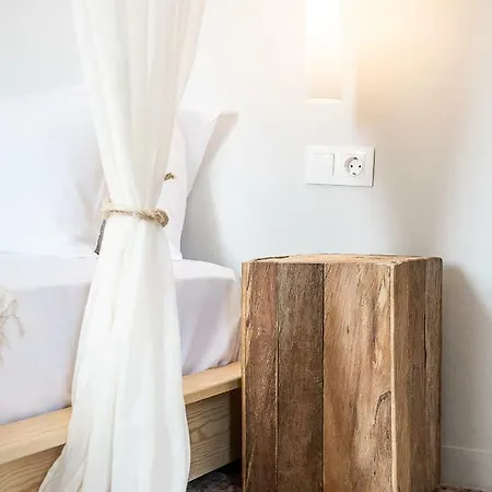 Apartment Artemide Places-splantzia Square