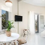 Apartmán Artemide Places-splantzia Square *