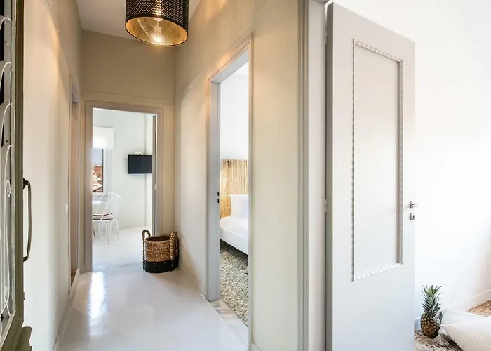 Artemide Places-splantzia Square