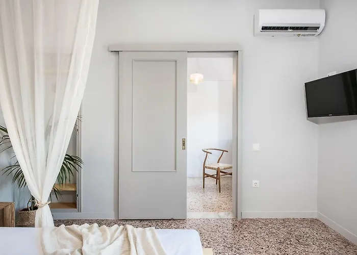 Artemide Places-splantzia Square Chania (Crete)