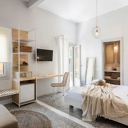 Artemide Places-splantzia Square