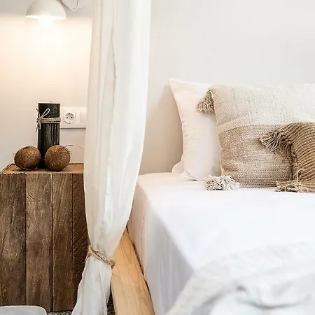 Artemide Places-splantzia Square شقة *