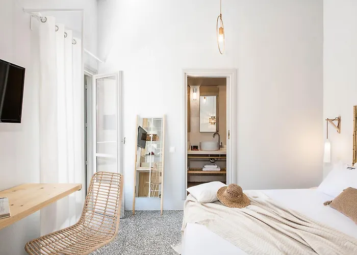 Artemide Places-splantzia Square Apartment