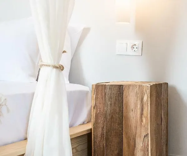 Apartment Artemide Places-splantzia Square